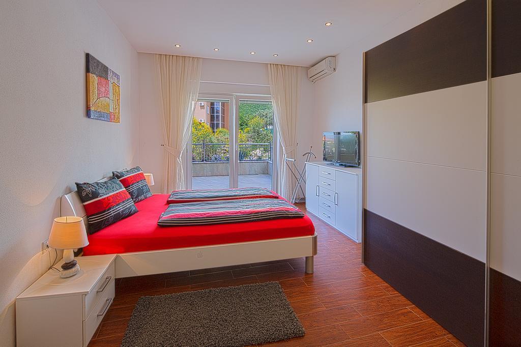Montelux Apartments Будва Стая снимка